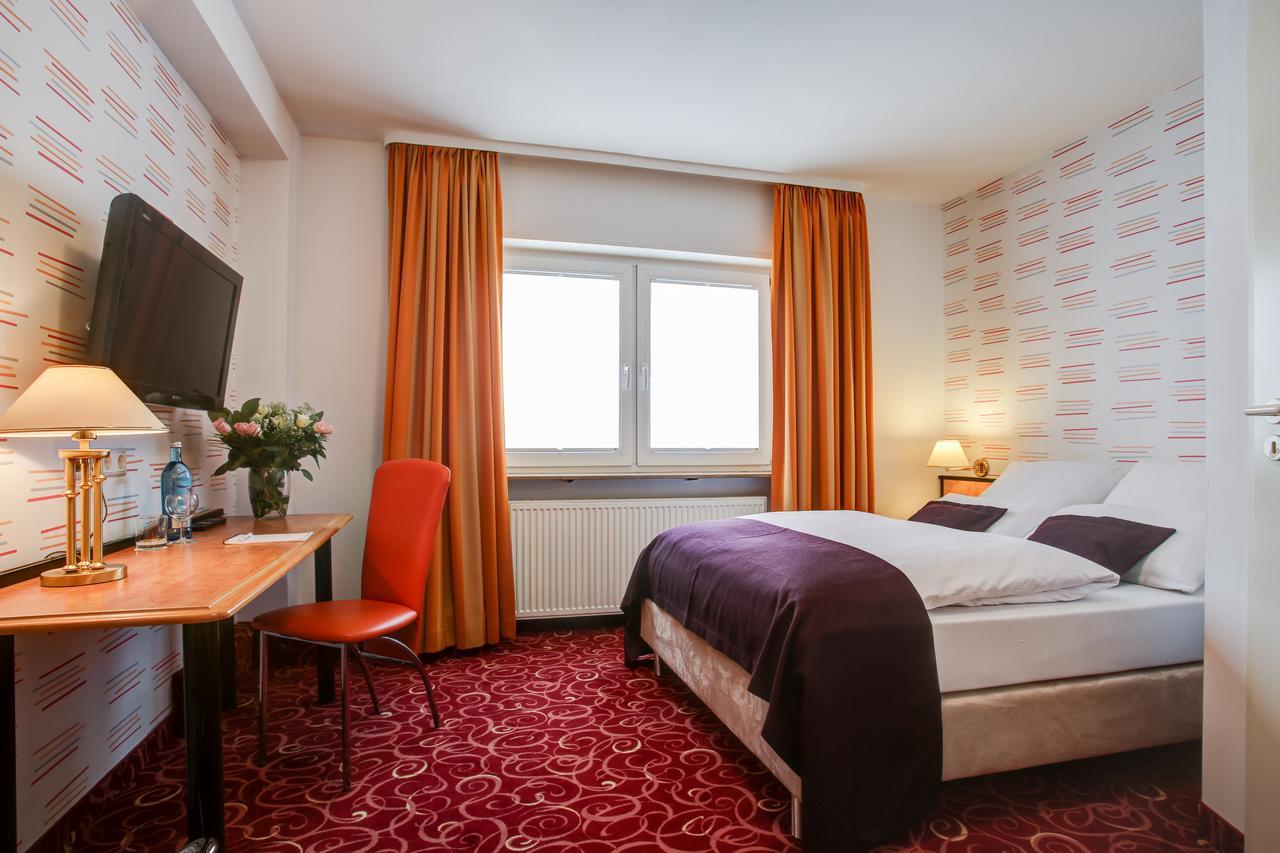 Rhein Neckar Hotel Mannheim Buitenkant foto