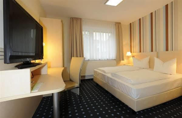 Rhein Neckar Hotel Mannheim Buitenkant foto